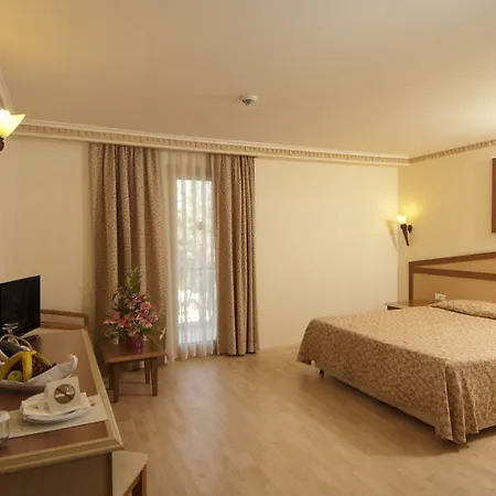 Larissa Stone Palace Hotell 5*