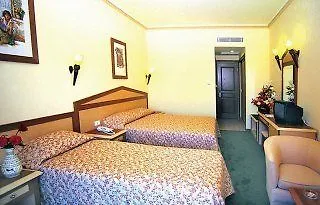 Larissa Stone Palace Hotell Side
